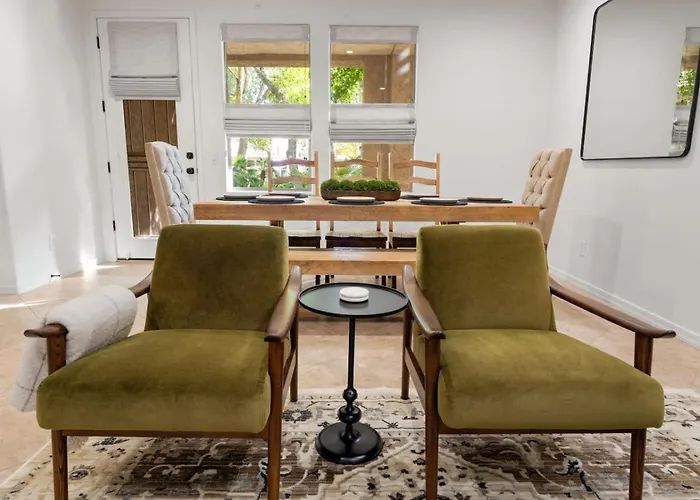 Style Living With Heated Pool, Spa, Gym, And Nearby Golf Dom wakacyjny